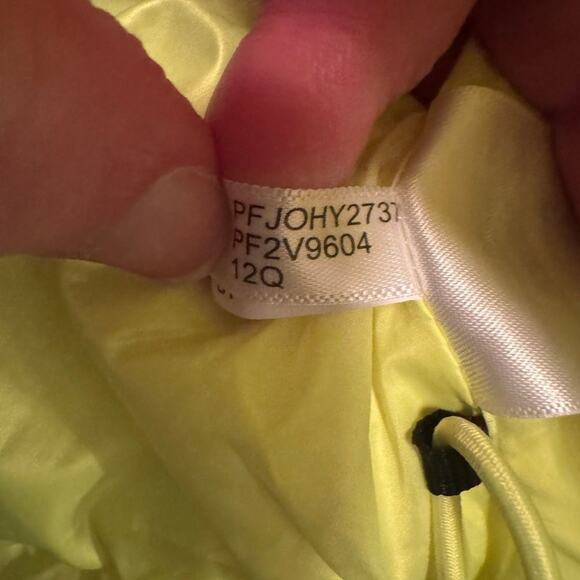 CALVIN KLEIN PERFORMANCE Yellow Cropped Mock-Neck Zip-Up Puffer Vest Size L New - Picture 12 of 12